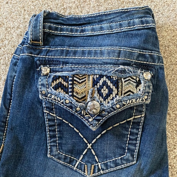 Miss Me Signature Boot Jeans - Picture 4 of 8